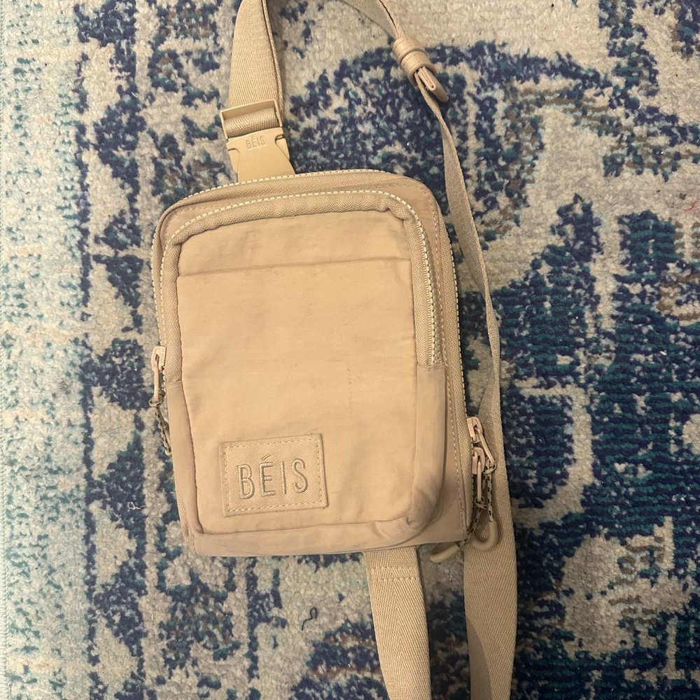 Beis Sport Sling Womens Beige All-In-One Minimalist Travel Crossbody Bag
